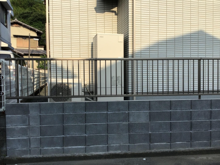 ブロック塀・フェンス・エコキュート設置