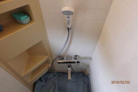 静岡市葵区沓谷　洗面台とシャワー室の水栓器具のリフォーム